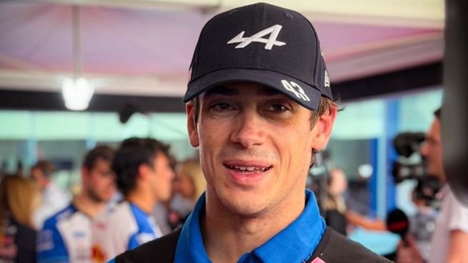 Franco Colapinto en el circuito callejero de Bakú