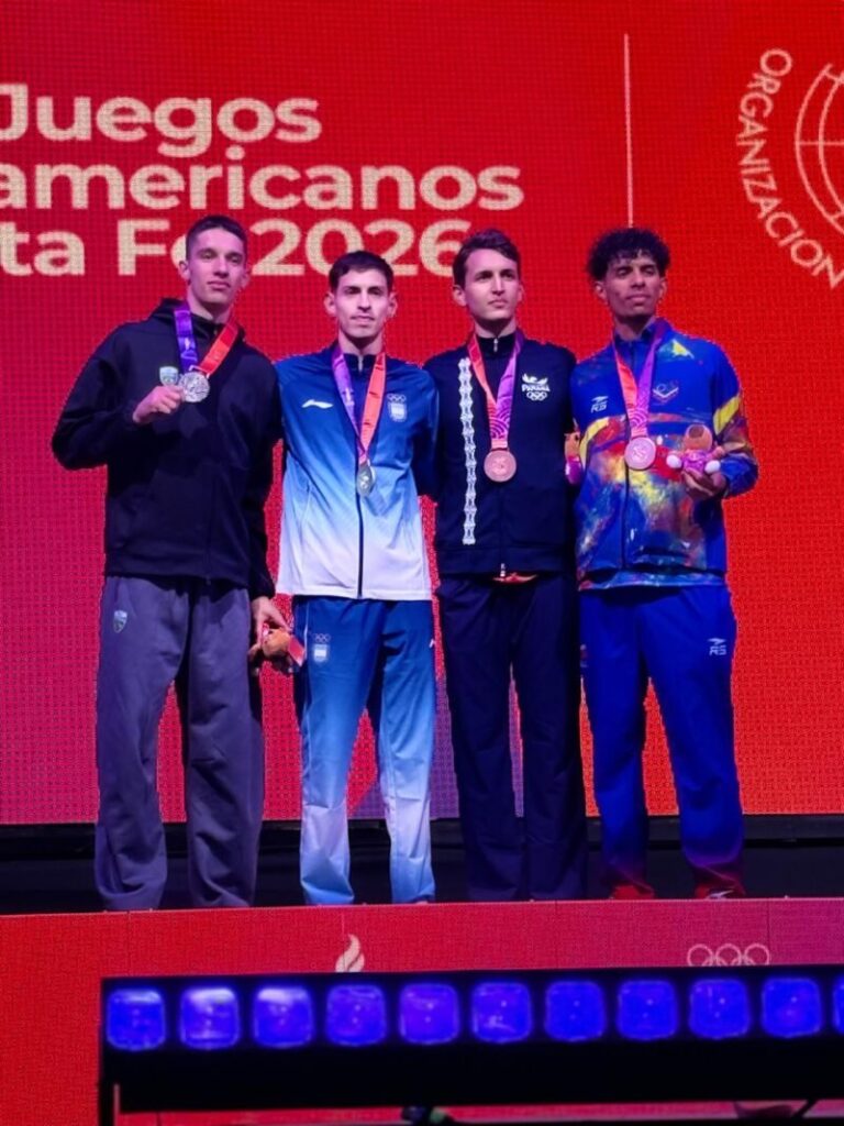 Ignacio Espínola Serial durante un combate de taekwondo en los Juegos Suramericanos Santa Fe 2026