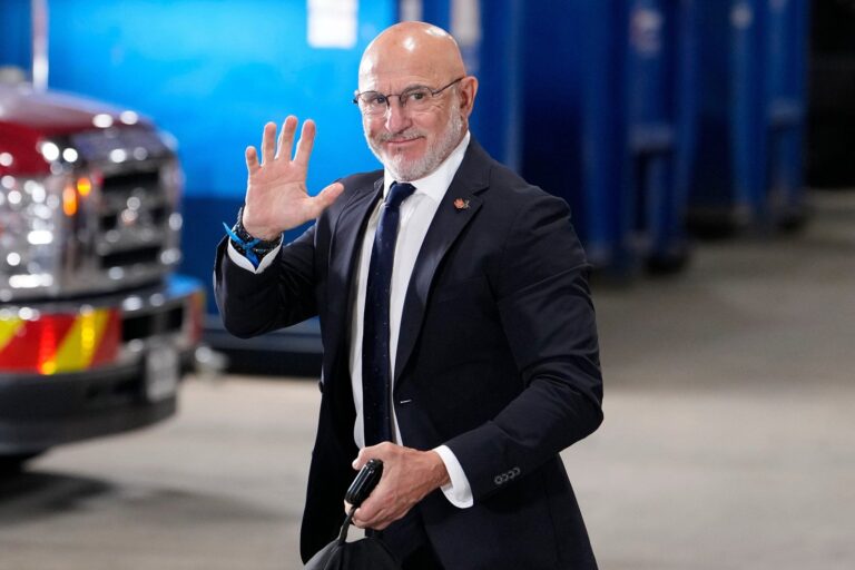 Luis de la Fuente durante un acto en la Ciudad del Fútbol de Las Rozas
