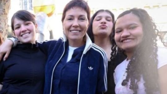 Mayra Mendoza en batalla de farmear aura en Quilmes