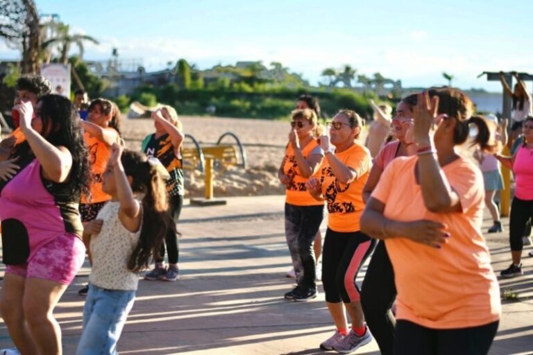 Actividades culturales y deportivas en espacios públicos de Corrientes