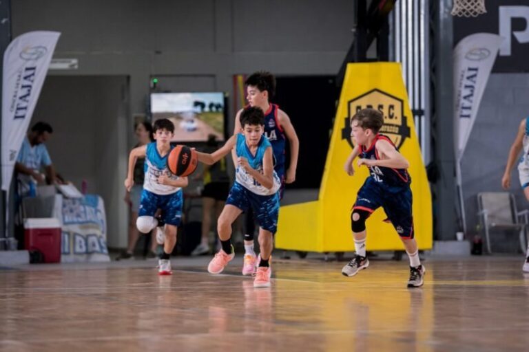 Equipo de Mini Masculino de Regatas Corrientes clasificado al Final Four de la Liga Federal Formativa