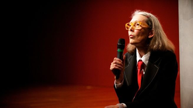 Retrato de la poeta y ensayista canadiense Anne Carson