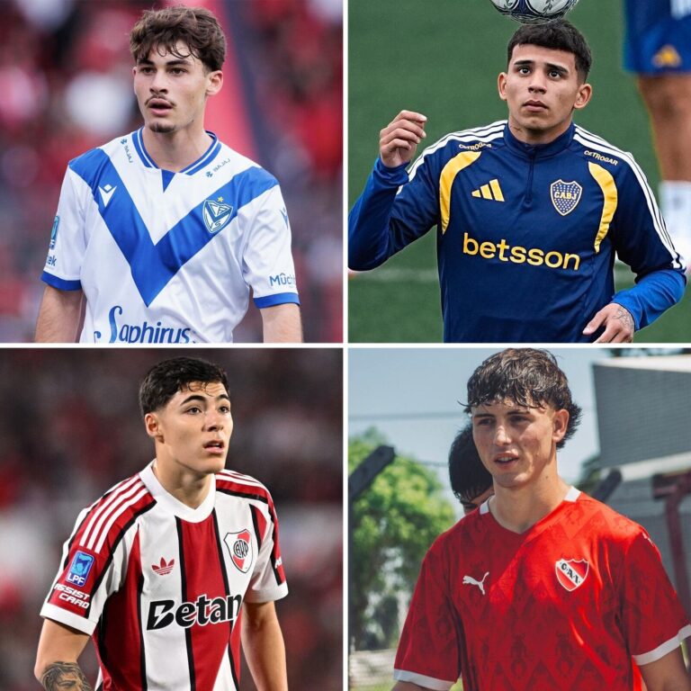 Jugadores juveniles de fútbol argentino durante un partido del torneo Clausura