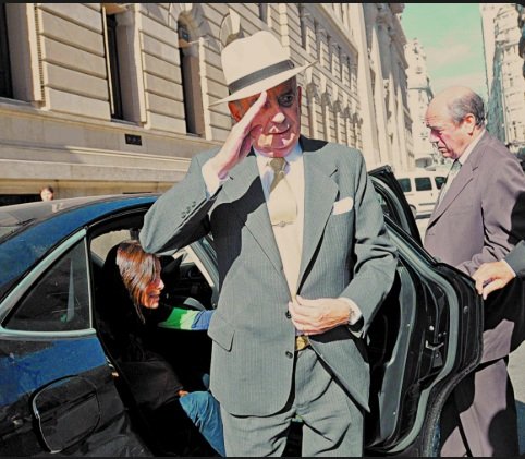 Retrato de Enrique Santiago Petracchi, ex ministro de la Corte Suprema de Justicia