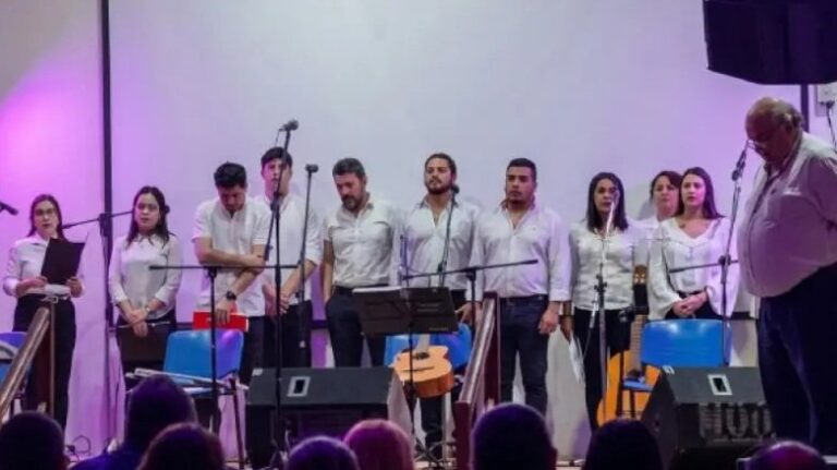 Teatro Oficial Juan de Vera de Corrientes durante el homenaje a Edgar Romero Maciel
