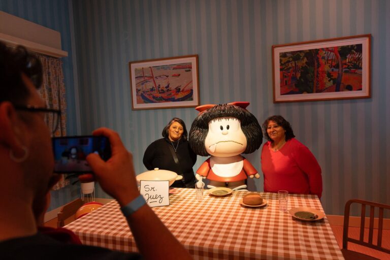 Sala de la muestra Mafalda inmersiva en el Centro Cultural Recoleta