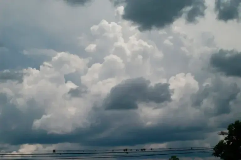 Cielo nublado con probabilidad de lluvias en la ciudad de Corrientes