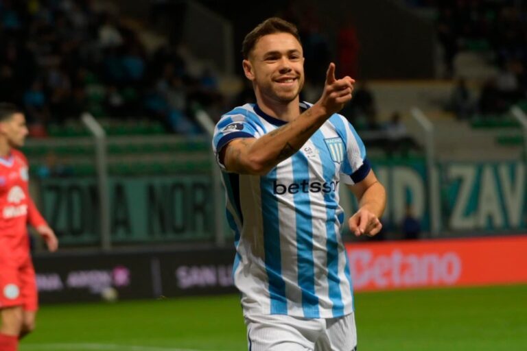 Estadio Presidente Perón, escenario del partido entre Racing y Belgrano de Córdoba por la fecha 12 de la Zona B del Torneo Clausura