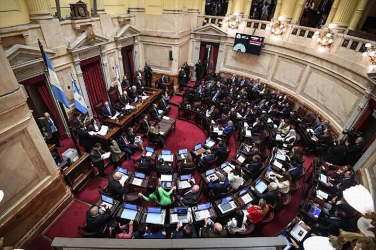 Sesión en el Senado de la Nación Argentina